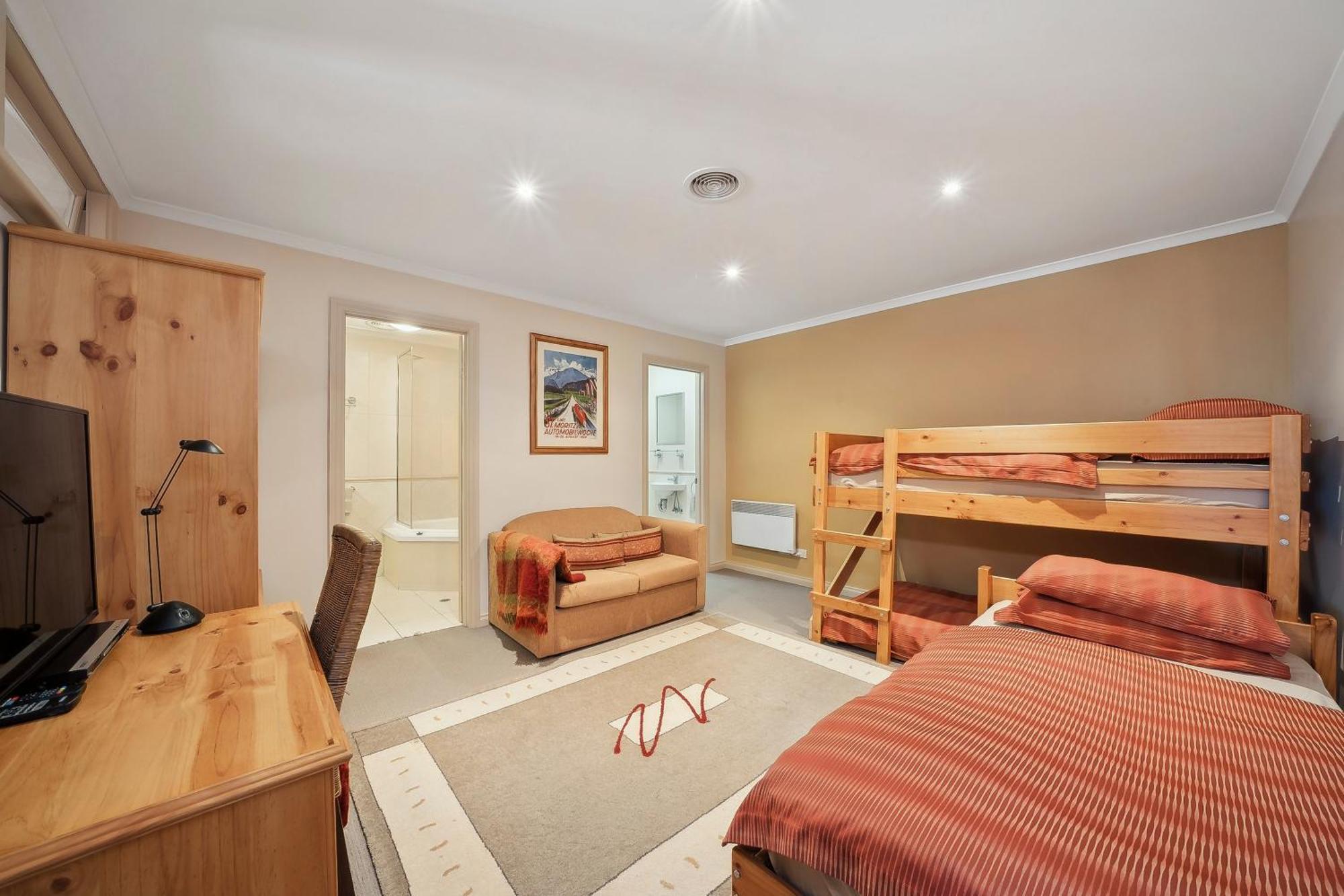 Hotel Pension Grimus Mount Buller Exteriér fotografie
